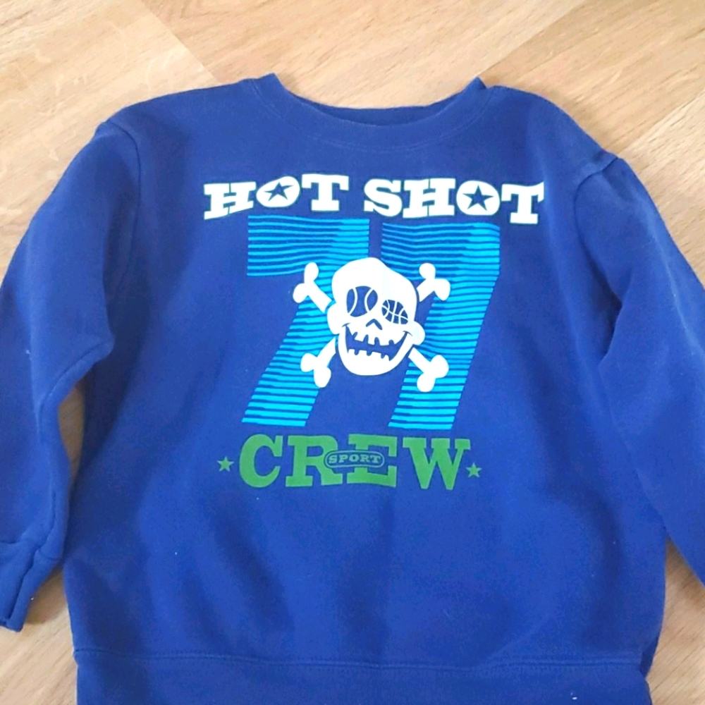 3 long sleeve shirts